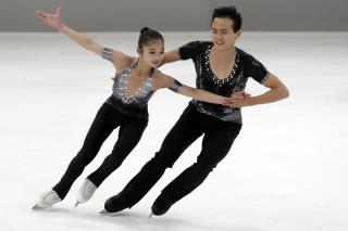 North Korean Skaters Qualify for South Korean Olympics