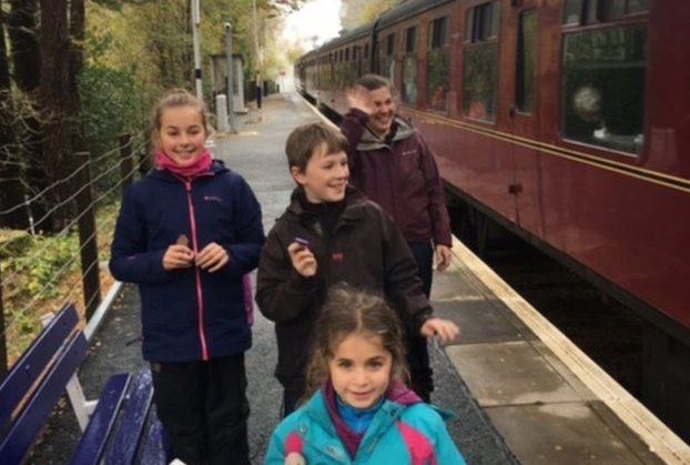 Harry Potter Train Rescues Stranded Family