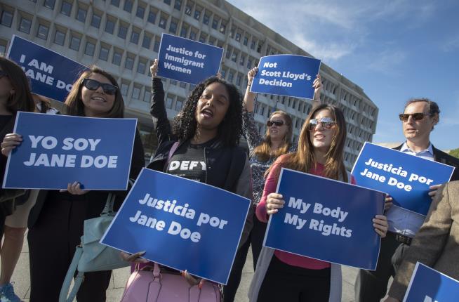 Appeals Court Stops Immigrant Teen From Getting Abortion