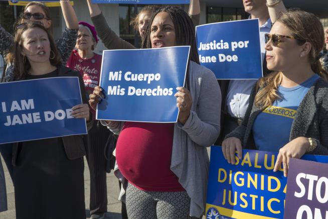 Immigrant Teen Has Abortion Over Objections of Feds