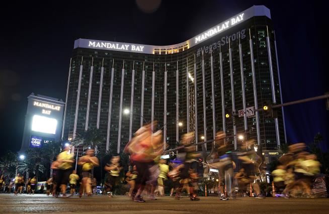 Vegas Marathon Goes Ahead Under Tight Security