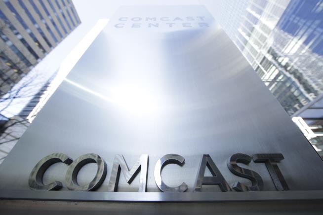 Comcast Talking to Fox About a Deal, Source Says
