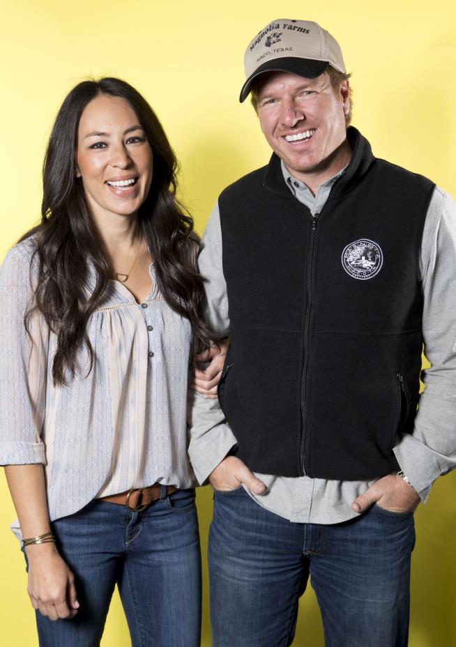 Fixer Upper Stars Are Expecting