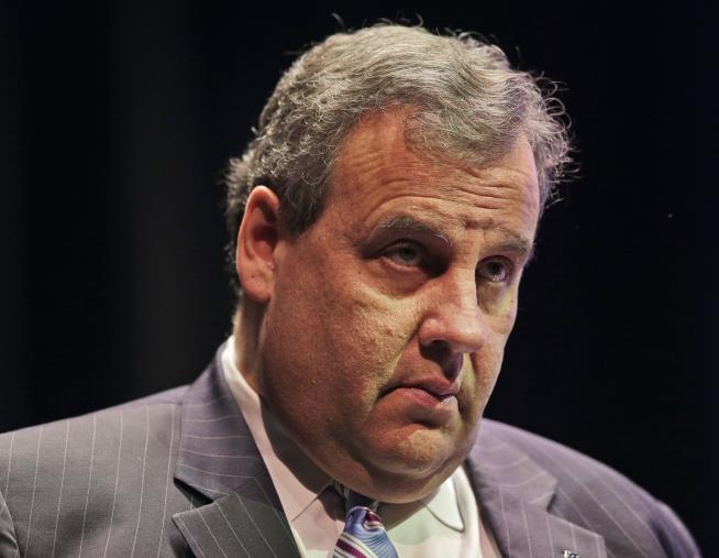 Report: Christie Turned Away From Airport VIP Entrance