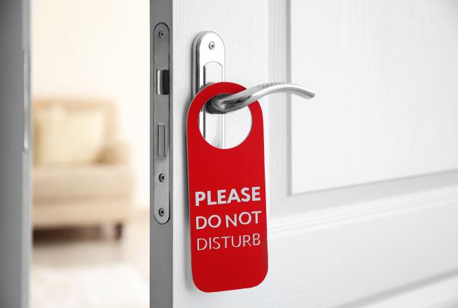 Caesars Changes Policy on 'Do Not Disturb' Rooms