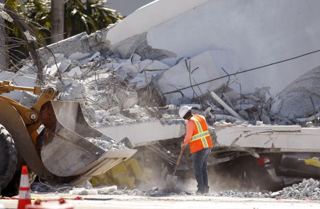 Voicemail About Cracks in Collapsed Bridge Went Unheard