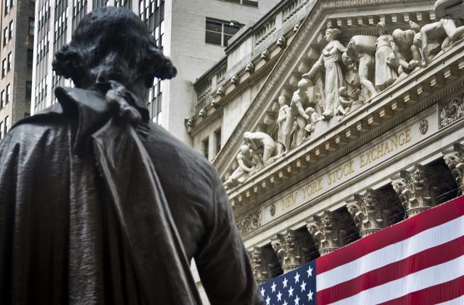 Stocks Swoon Again; Dow Sinks 400