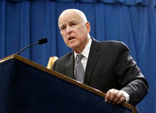 Jerry Brown's Move Challenges White House on Deportations