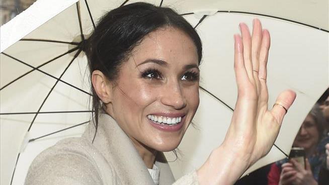 Book Claims Meghan Markle Ended Marriage 'Out of Blue'