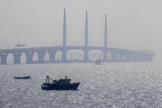 Officials: Mega-Sea Bridge Meant to Look Like It's Falling Apart