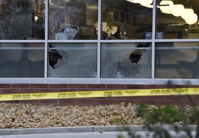 Alleged Waffle House Killer's Gun License Was Revoked: Cops
