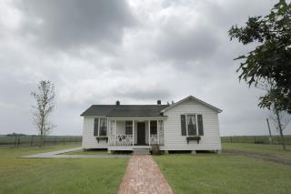 Johnny Cash's Boyhood Home Gets New Honor