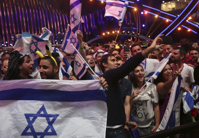 Israelis Take to The Streets After Eurovision Win