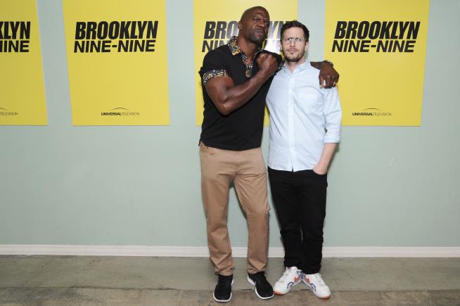 Brooklyn Nine-Nine Star Thanks Mark Hamill After NBC Pick-Up