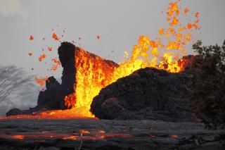 Hawaii Lava Opens Third Flow Into Ocean