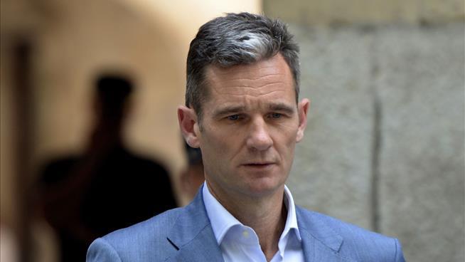 Spanish Princess's Husband Ordered to Head to Prison