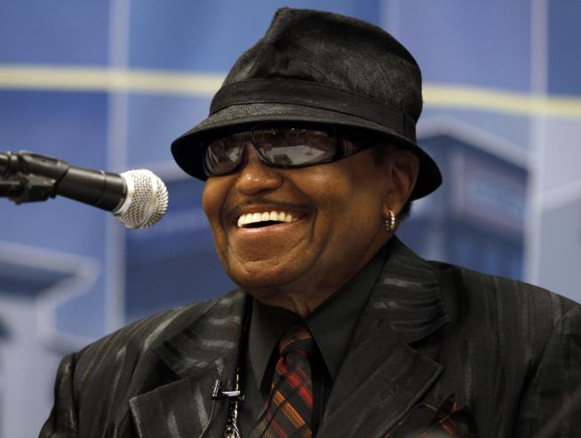 Jackson Family's Controversial Patriarch Dead at 89
