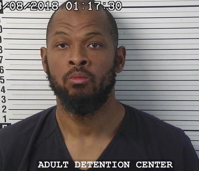 11 Starving Kids Rescued From New Mexico Compound
