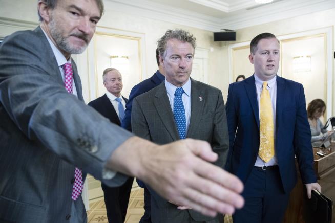 Rand Paul Visits Moscow, Invites Lawmakers to DC