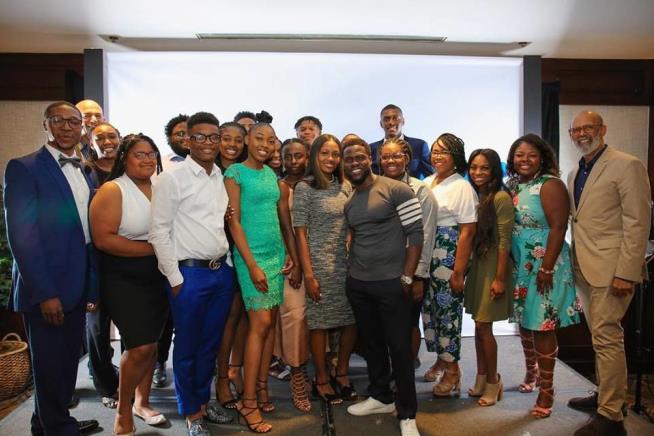 Kevin Hart Surprises 18 Kids With College Scholarships