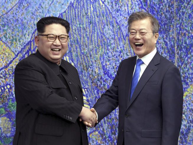 South Korea's Leader Will Go to Pyongyang
