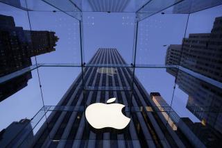 Apple to Unveil New iPhones Next Month