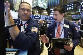 Tech Companies Lead US Indexes Higher