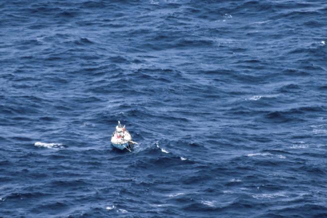 2K Miles Off Australia, Dramatic Rescue of an Elite Sailor
