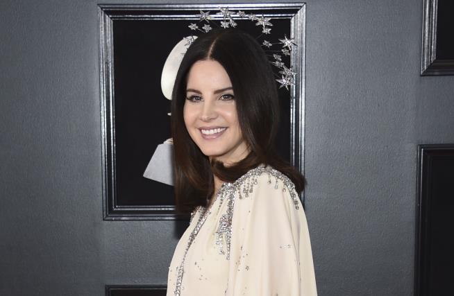 Lana Del Rey Takes Kanye to Task for Supporting Trump