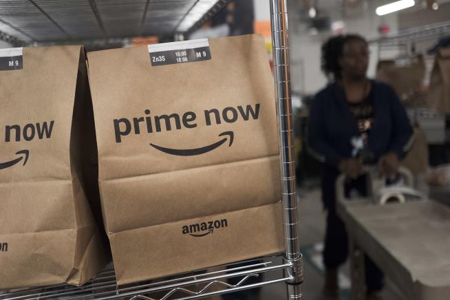 Amazon Makes a Big Move on Minimum Wage