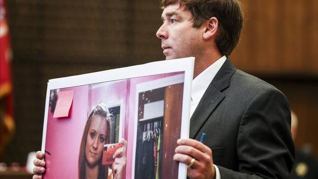 Was Her Dying Word 'Eric'? Testimony, Then a Mistrial