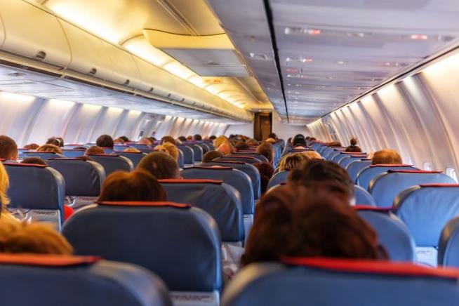 Flight Attendant Goes Extra Mile for Anxious Mom