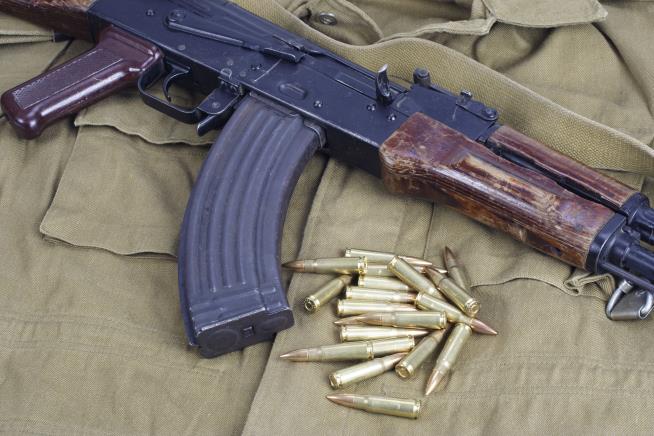 Cops: Teen Shoots Self in Foot With Stolen AK-47