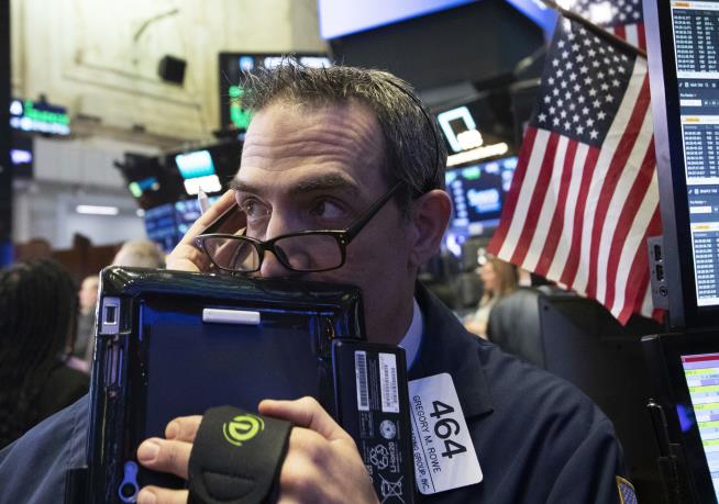 US Stocks End the Day Higher