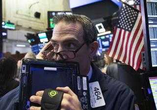 US Stocks End the Day Higher