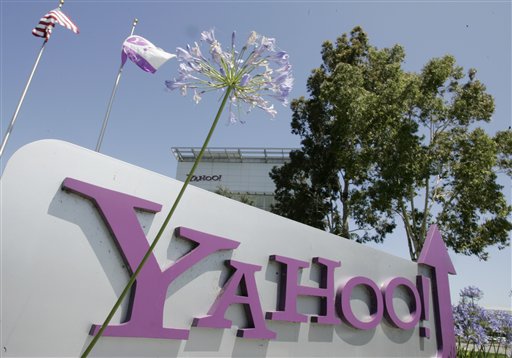 Deal Puts Icahn on Yahoo Board