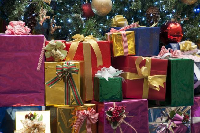 Man's Last Gift: 14 Years' Worth of Christmas Presents