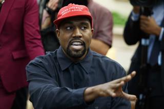 Kanye West Starts 2019 by Tweeting About Trump