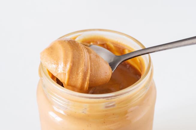 Teen Shares PB Bonanza With Furloughed Workers