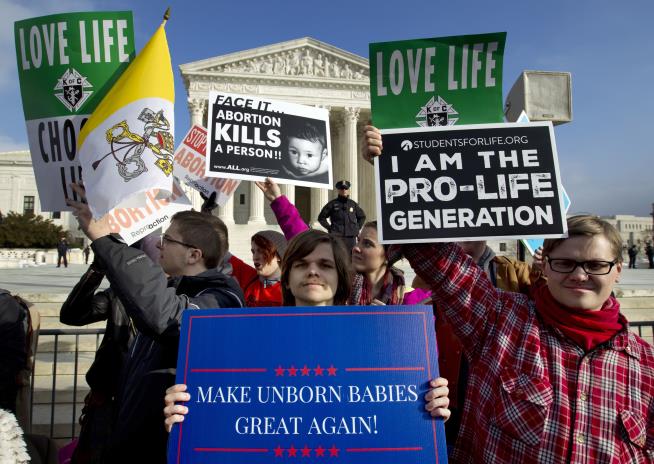 Supreme Court Blocks Restrictive Abortion Law