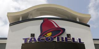 Angry Fast-Food Patrons Cause Chaos at Taco Bell, Domino's