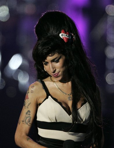 Reaction to Medication Put Winehouse in Hospital: Rep