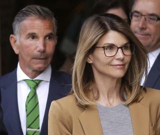 Lori Loughlin, Husband Want to See Evidence Against Them