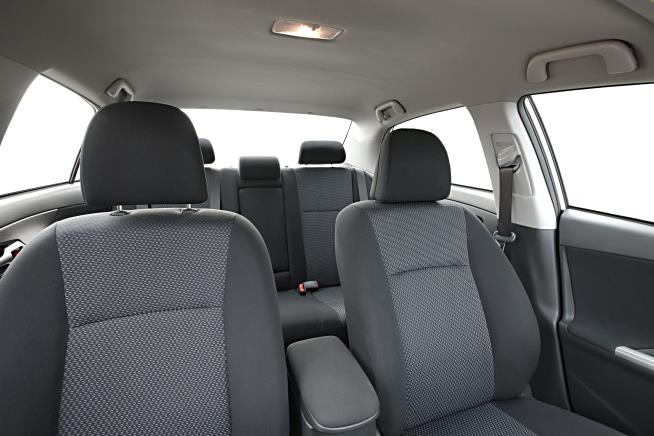 The Back Seat is No Longer Safer, Insurance Group Says