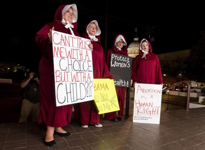 Alabama Senate Passes Nation's Strictest Abortion Bill