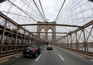 Fleeing Suspect Leaps Off Brooklyn Bridge