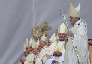 Pope Apologizes to Roma for History of Discrimination