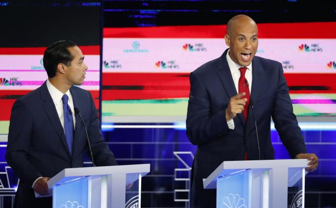 By One Specific Measure, Cory Booker Is No. 1 at Debate