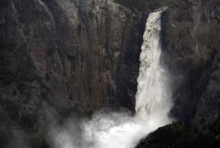 Fall Kills Tourist as Yosemite Warns Visitors to Stay on Trails