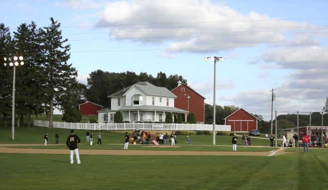 'Field of Dreams' to Host Iowa's First MLB Game